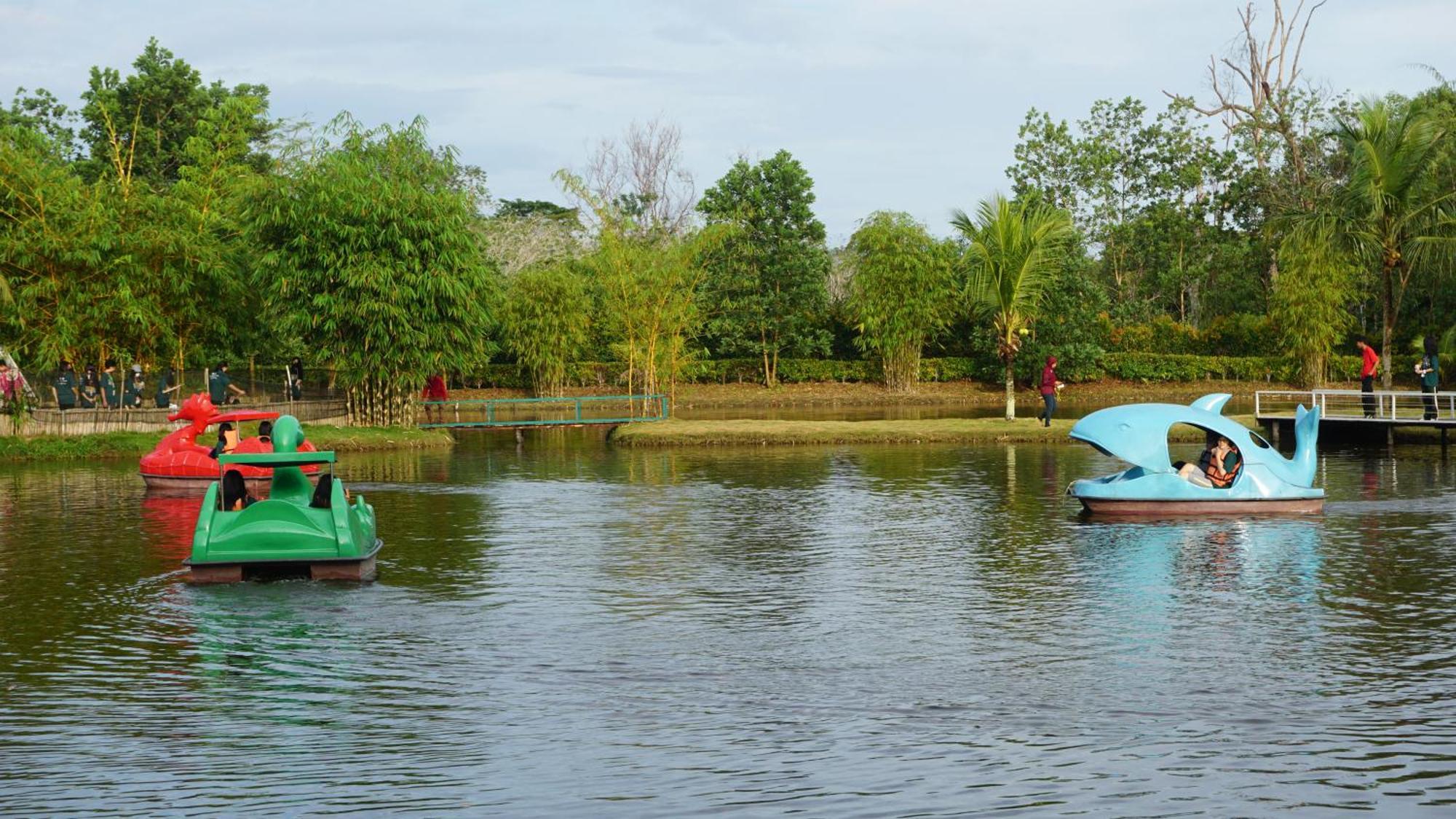 "D'Bamboo Kamp" Desa Wisata Ekang Lagoi Ngoại thất bức ảnh