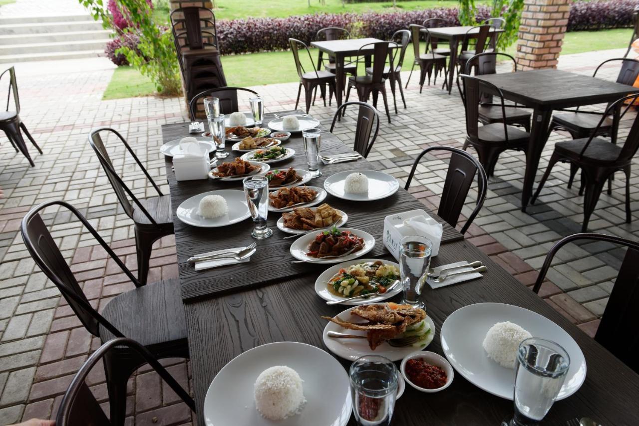 "D'Bamboo Kamp" Desa Wisata Ekang Lagoi Ngoại thất bức ảnh